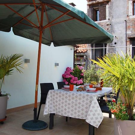 דירות ונציה Loft Due Cuori Con Terrazza מראה חיצוני תמונה